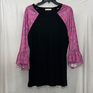 Women's Black and Pink Paisley Blouse